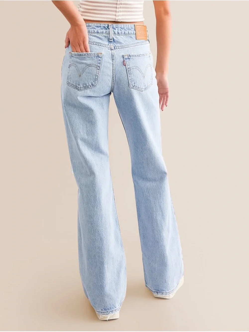 Levi's Low Loose Light Blue Ripped Wide-Leg Jeans Size 25/32